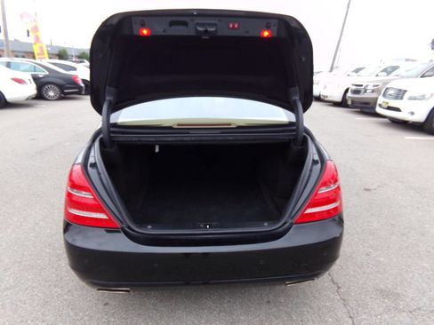 Used 2011 Mercedes-Benz S 550 4MATIC image 21