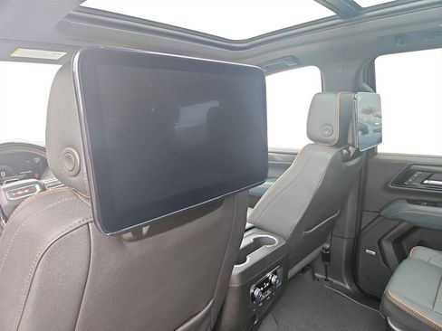 New 2026 GMC Yukon AT4 w/ AT4 Premium Plus Package AWD/4WD image 30
