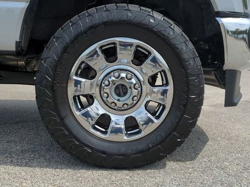 Used 2024 Ford F250 Lariat w/ Lariat Ultimate Package image 11