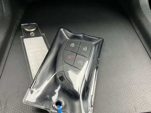 Used 2024 Honda Prologue EX image 37