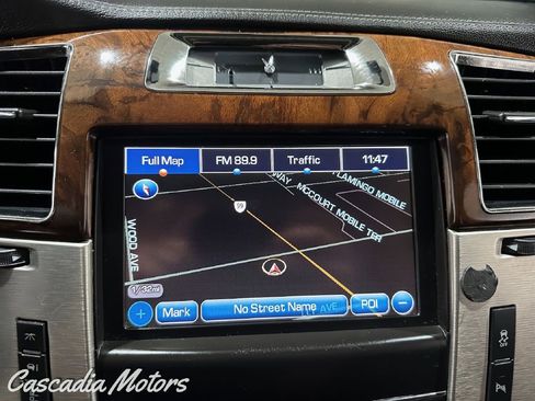 Used 2013 Cadillac Escalade Platinum image 18