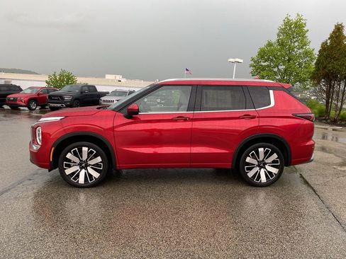 Used 2025 Mitsubishi Outlander SEL AWD/4WD image 6