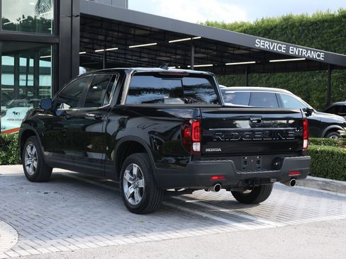Used 2025 Honda Ridgeline RTL image 5
