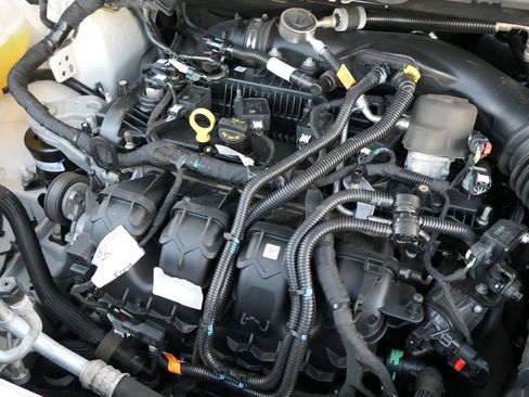 Used 2020 Ford Edge SEL w/ Convenience Package image 28