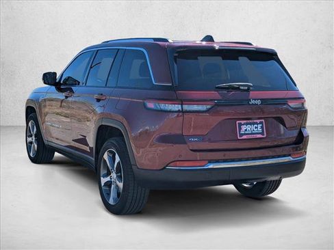 Used 2023 Jeep Grand Cherokee 4WD 4xe image 8