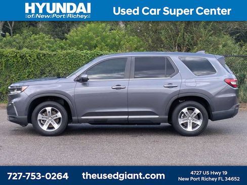 Used 2024 Honda Pilot EX-L image 2
