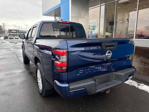 Used 2022 Nissan Frontier SV image 8