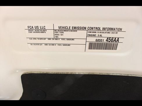 Used 2022 Chrysler Pacifica Touring-L FWD image 39