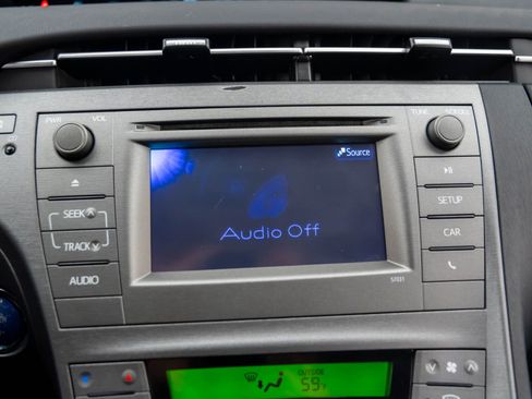 Used 2015 Toyota Prius Two image 23