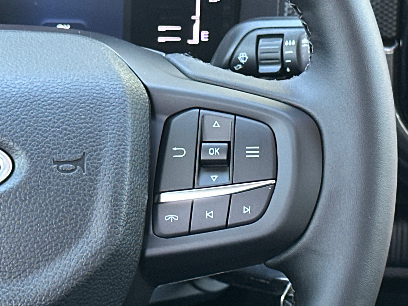 New 2026 Ford Ranger XLT w/ Black Appearance Package RWD image 26