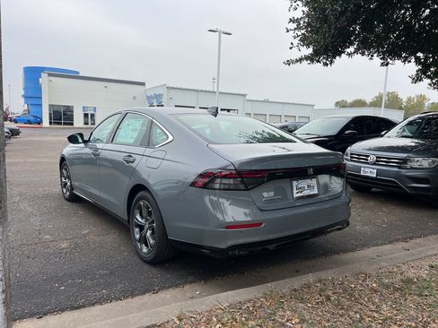 New 2025 Honda Accord EX-L image 4