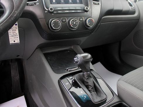 Used 2018 Kia Forte LX w/ LX Popular Package image 23