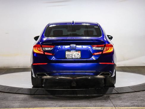 Used 2020 Honda Accord Sport image 3