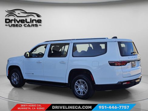 Used 2024 Jeep Wagoneer L 4WD image 8