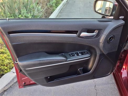 Used 2023 Chrysler 300 S image 11