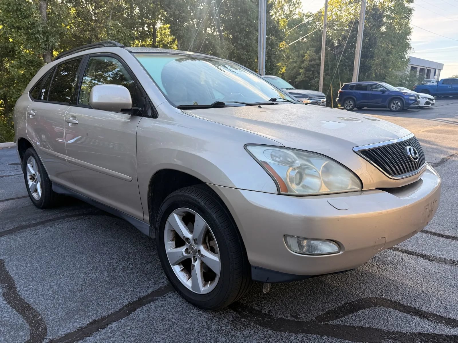 Used 2004 Lexus RX 330 FWD image 5