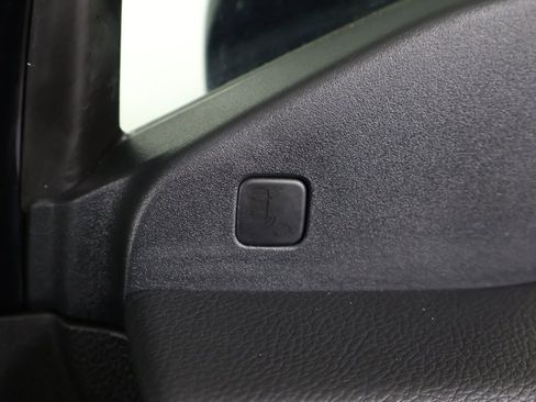 Used 2022 Honda Pilot Black Edition image 45