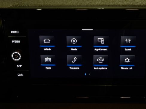 Used 2025 Volkswagen Jetta Sport FWD image 27