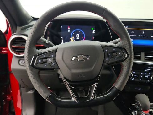 New 2026 Chevrolet Trax RS w/ Driver Confidence Package FWD image 32