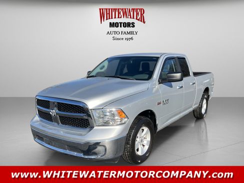 Used 2015 RAM 1500 Classic SLT image 1