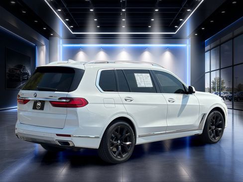 Used 2021 BMW X7 xDrive40i AWD/4WD image 4