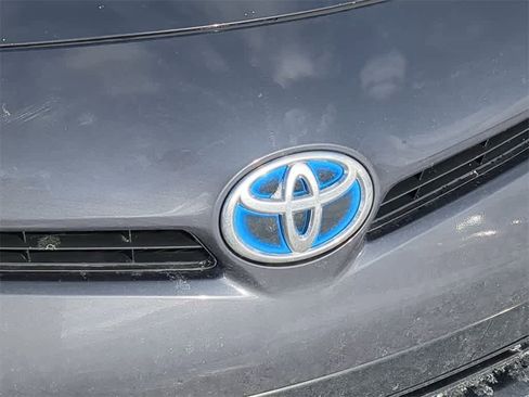Used 2014 Toyota Prius Four image 4