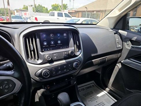 Used 2022 Chevrolet Colorado LT w/ Fleet Safety Package image 26