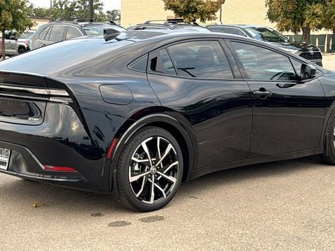 New 2026 Toyota Prius Plug-In Hybrid image 9