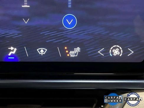 Used 2025 Chevrolet Equinox EV LT w/ Convenience Package image 48