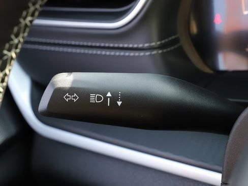 New 2025 Jeep Grand Cherokee Altitude image 34