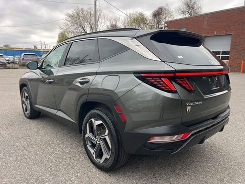 Used 2022 Hyundai Tucson SEL w/ Convenience + Premium Package AWD/4WD image 3