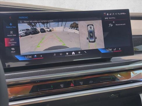 Used 2026 BMW i7 M70 AWD/4WD image 13