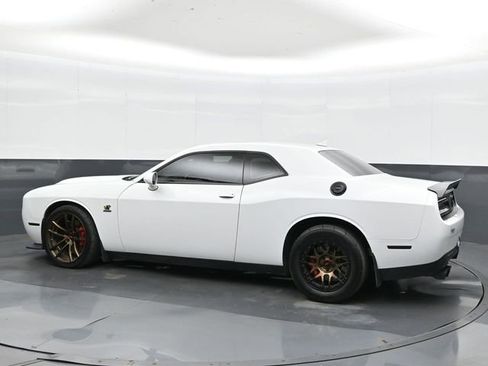 Used 2021 Dodge Challenger R/T Scat Pack RWD image 6