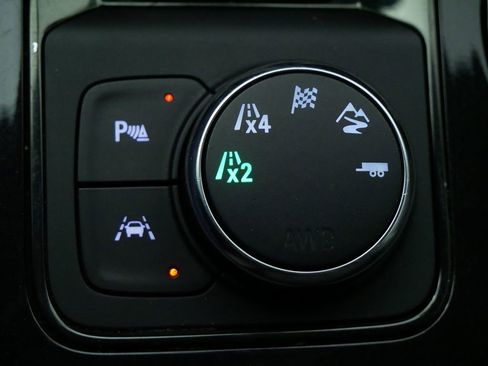 Used 2021 Chevrolet Blazer RS w/ Enhanced Convenience Package image 32