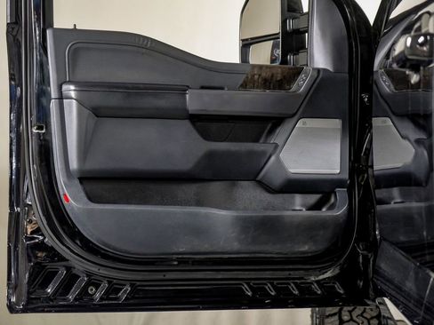 Used 2024 Ford F250 Lariat image 35