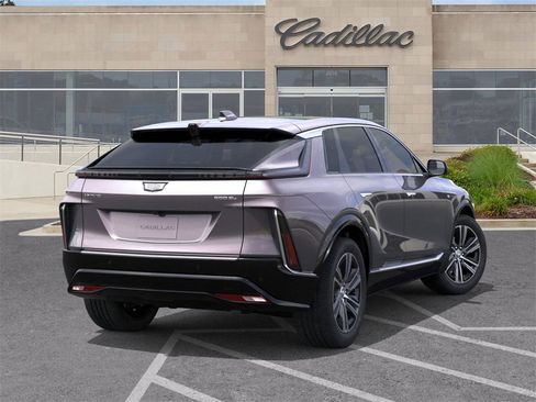 New 2026 Cadillac Lyriq Luxury image 4