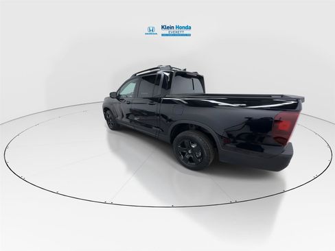 New 2026 Honda Ridgeline Black Edition image 8