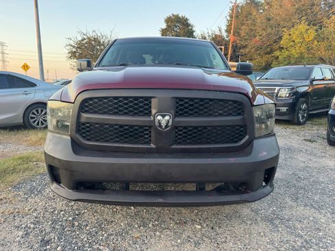 Used 2018 RAM 1500 Express RWD image 3