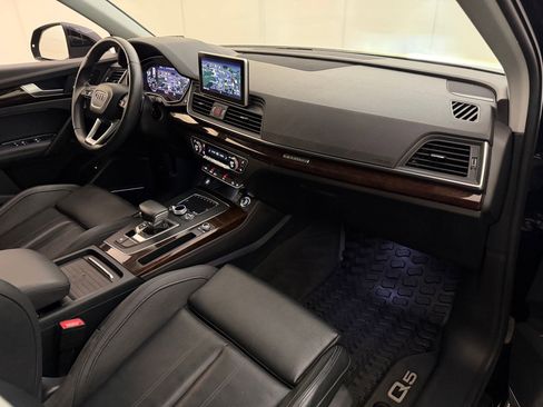 Used 2019 Audi Q5 2.0T Premium Plus w/ Premium Plus Package AWD/4WD image 31