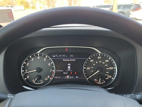Used 2025 Nissan Frontier SV RWD image 18