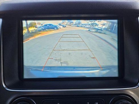 Used 2020 Chevrolet Suburban LT image 14