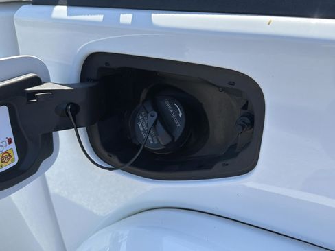 Used 2022 Jeep Gladiator Rubicon w/ LED Lighting Group image 24