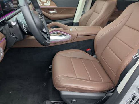 Used 2025 Mercedes-Benz GLE 350 4MATIC image 16