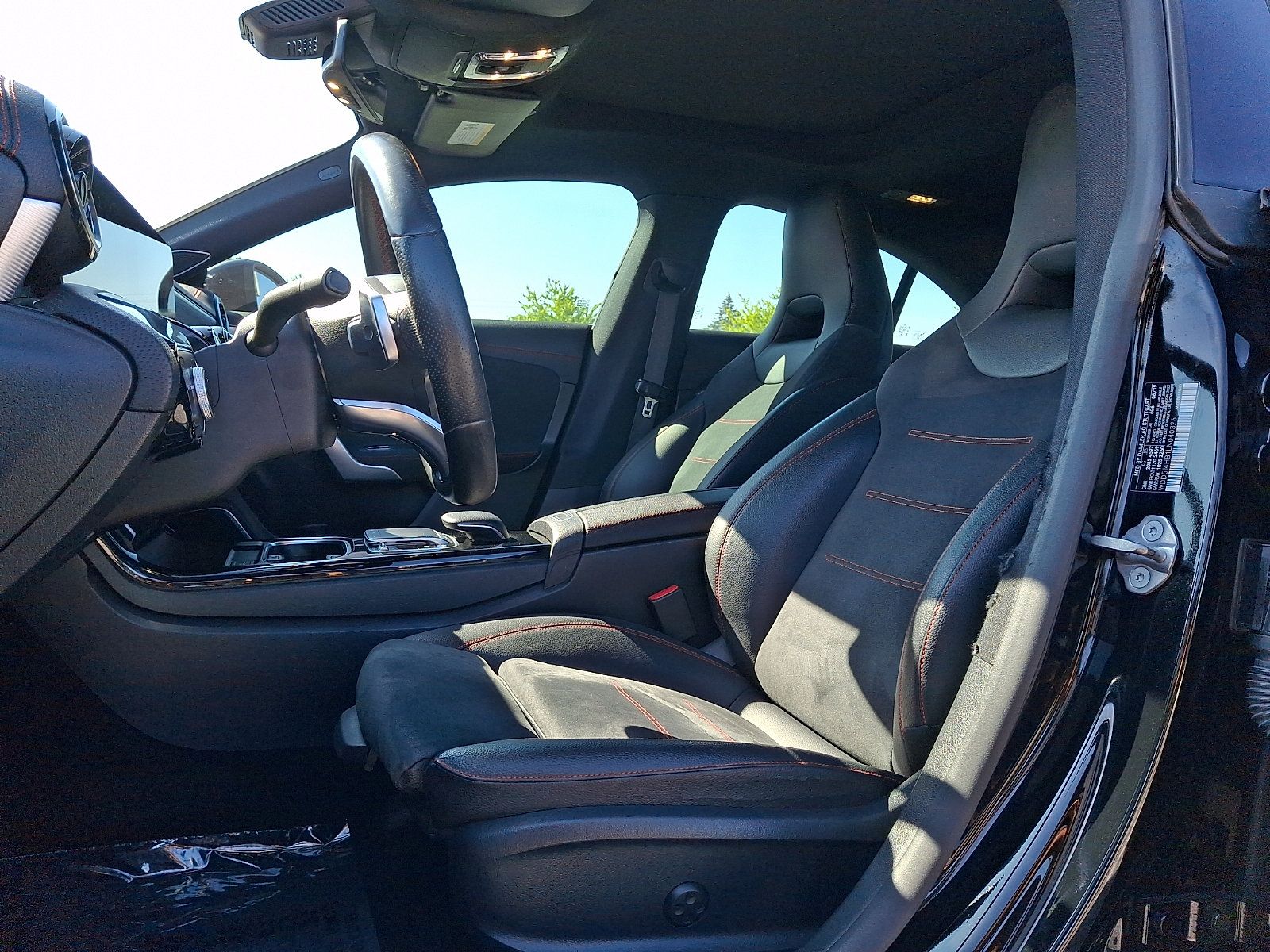 Used 2020 Mercedes-Benz CLA 250 4MATIC image 13