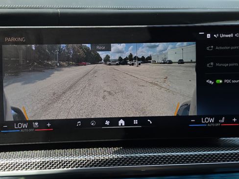 Used 2025 BMW 760i xDrive w/ Executive Package AWD/4WD image 58
