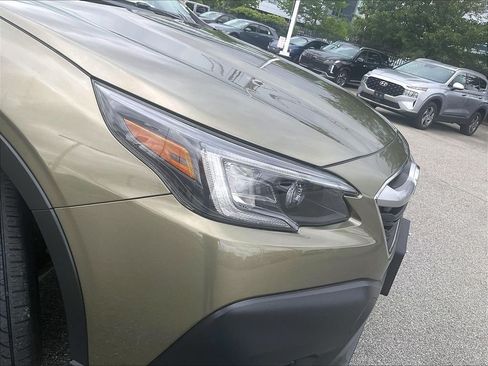Used 2022 Subaru Outback Premium AWD/4WD image 30