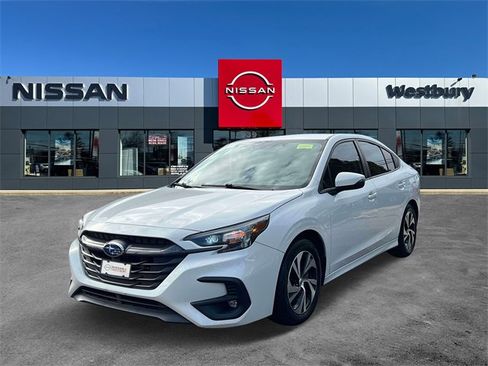 Used 2023 Subaru Legacy Premium image 4