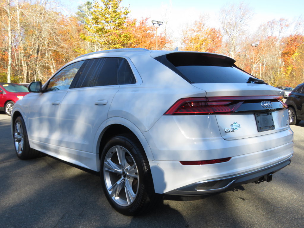 Used 2021 Audi Q8 Premium Plus AWD/4WD image 7