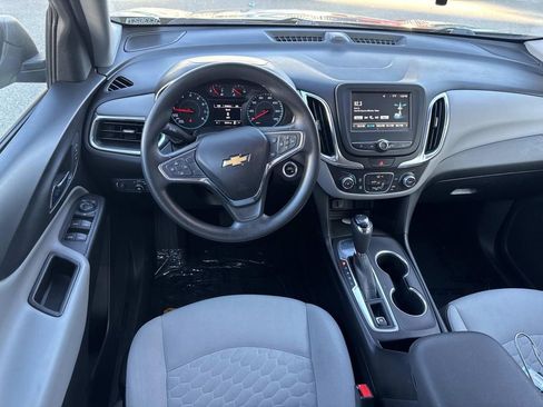 Used 2018 Chevrolet Equinox LS image 10