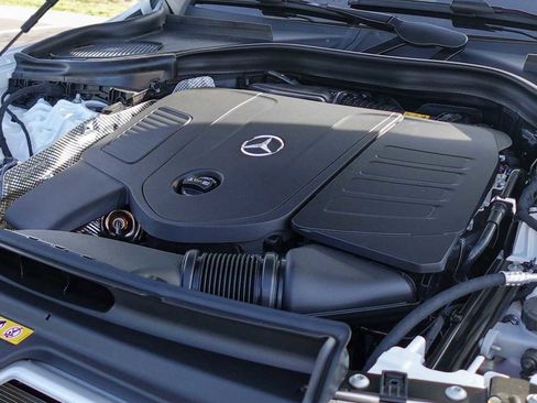 Used 2026 Mercedes-Benz GLC 300 4MATIC image 45